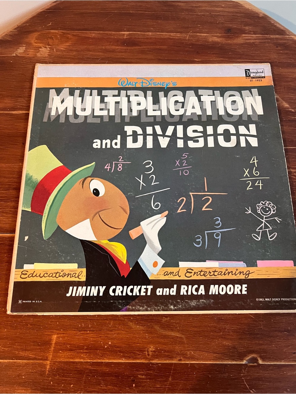 Walt Disney Multiplication & Division Jiminy Cricket 1963 Vinyl Record ST-1923
